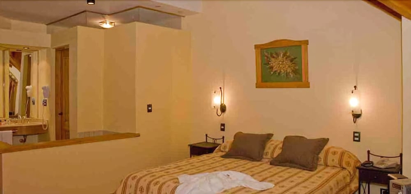 Imagen de la habitación del Hotel Antuquelen. Foto 7