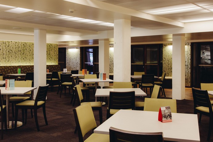 Imagen de los interiores del Hotel Anu - University House. Foto 5