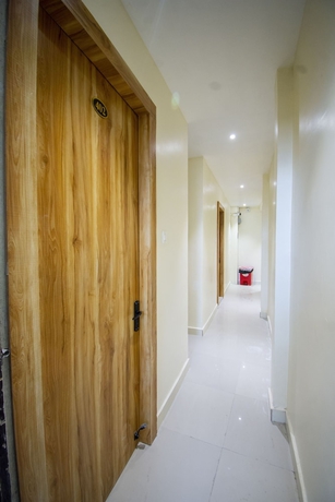 Imagen de los interiores del Hotel Anubhuti. Foto 9