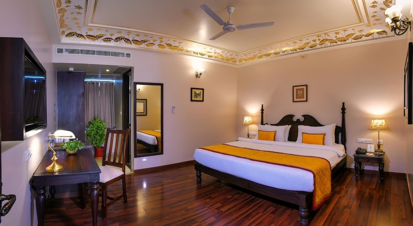 Imagen de la habitación del Hotel Anuraga Palace. Foto 5