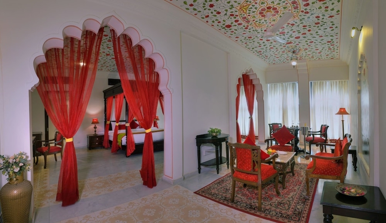 Imagen de la habitación del Hotel Anuraga Palace. Foto 10