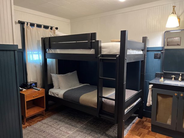 Imagen de la habitación del Hotel Anvil. Foto 16