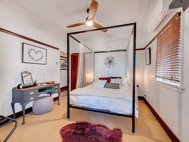 Imagen de la habitación del Hotel Anville Court. Foto 20
