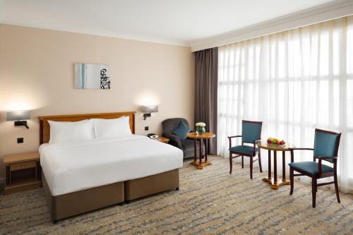 Imagen de la habitación del Hotel Anwar Al Madinah Movenpick. Foto 7