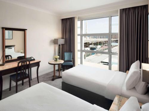 Imagen de la habitación del Hotel Anwar Al Madinah Movenpick. Foto 13