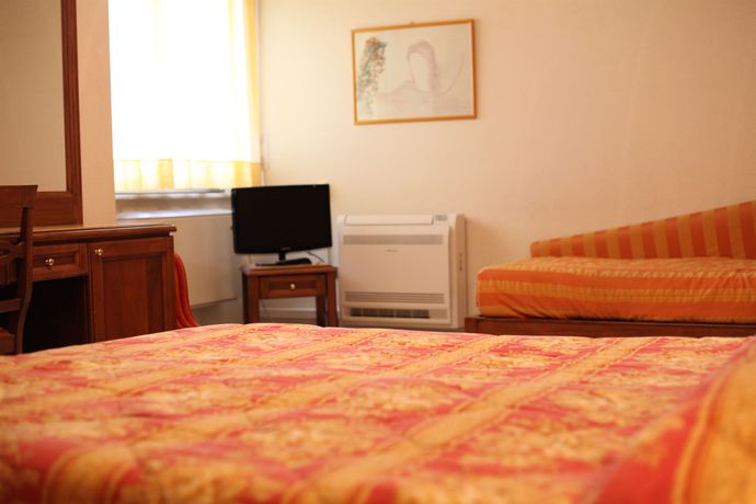 Imagen de los exteriores del Hotel Anxanum. Foto 13