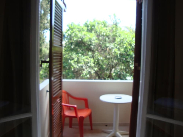 Imagen de la habitación del Hotel Anya Studios. Foto 10