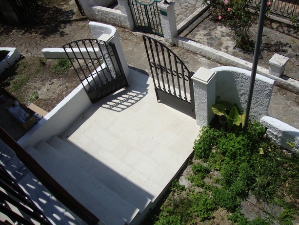 Imagen de la habitación del Hotel Anya Studios. Foto 14