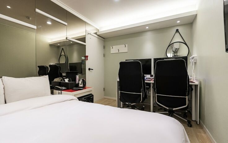 Imagen de la habitación del Hotel Anyang Positano. Foto 15