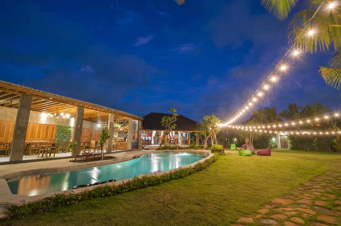 Imagen de la piscina del Hotel Anyar Sari Villa Bali. Foto 9