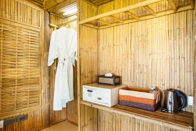 Imagen de la habitación del Hotel Anyavee Krabi Beach Resort. Foto 19