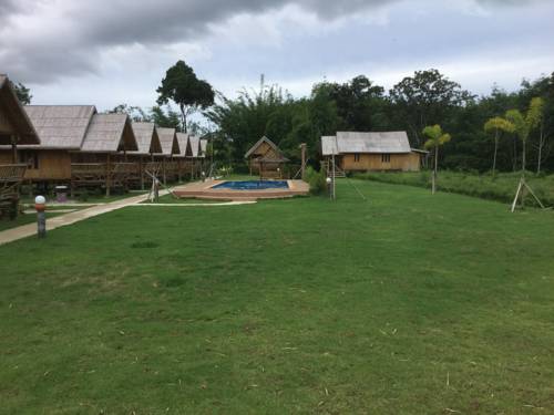 Imagen de la habitación del Hotel Ao Nang Bamboo Resort. Foto 5