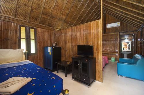Imagen general del Hotel Ao Nang Pool Resort Bamboo. Foto 1