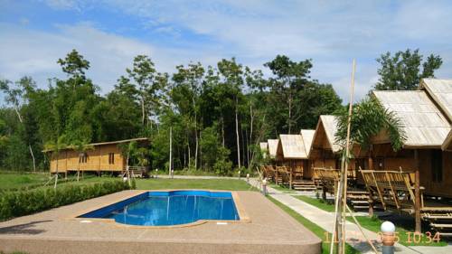 Imagen de la habitación del Hotel Ao Nang Pool Resort Bamboo. Foto 10