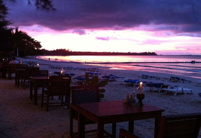 Imagen del bar/restaurante del Hotel Ao Thong Beach Bungalows and Restaurant. Foto 8