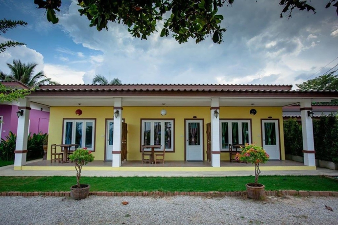Imagen de los exteriores del Hotel Aob-oun Homestay. Foto 11