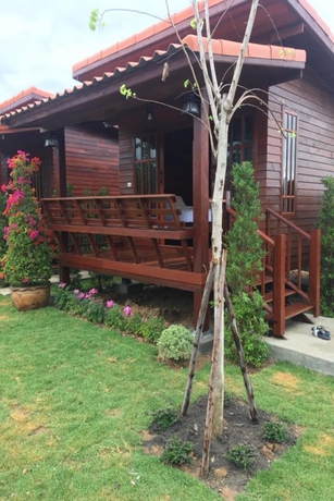 Imagen de los exteriores del Hotel Aob-oun Homestay. Foto 14