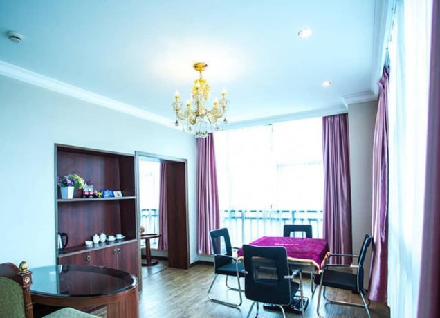 Imagen de la habitación del Hotel Aode Hotel. Foto 12