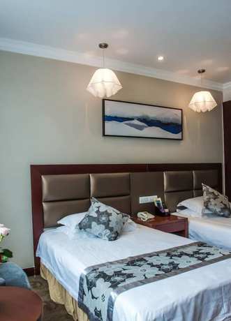 Imagen de la habitación del Hotel Aode Hotel. Foto 15