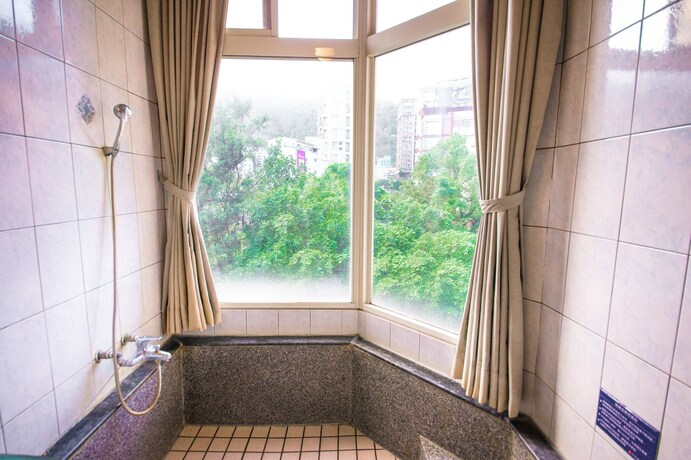 Imagen de la habitación del Hotel Aoike Hot Spring. Foto 29