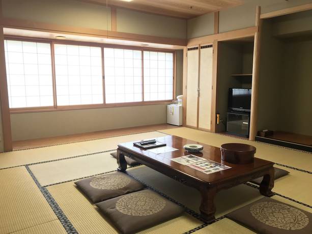 Imagen de la habitación del Hotel Aomori Winery. Foto 6