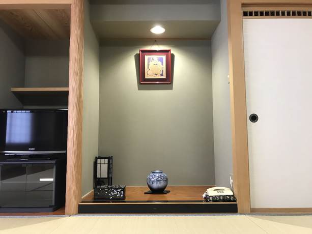 Imagen de la habitación del Hotel Aomori Winery. Foto 8