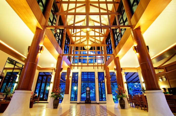 Imagen de los interiores del Hotel Aonang Phu Petra Resort Krabi. Foto 12