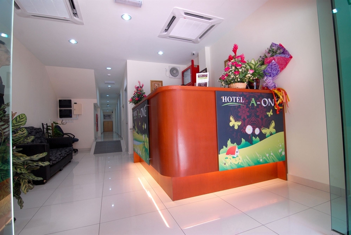 Imagen de los interiores del Hotel A-one. Foto 11