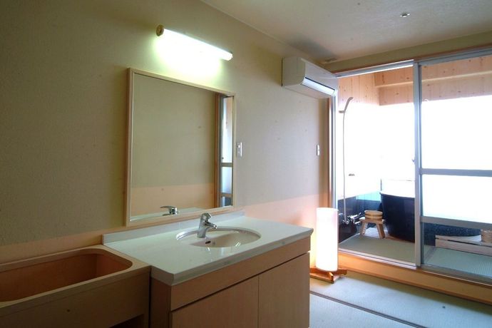 Imagen de la habitación del Hotel Aoshima Grand. Foto 14