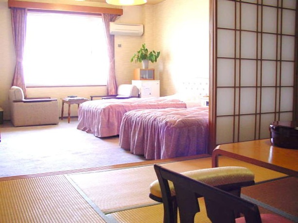 Imagen de la habitación del Hotel Aoshima Grand. Foto 16