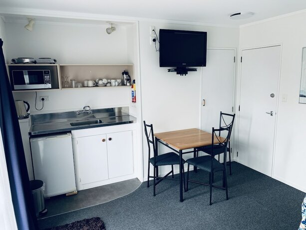 Imagen de la habitación del Hotel Aotearoa Lodge. Foto 23