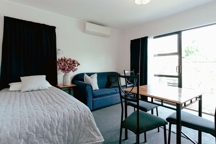Imagen de la habitación del Hotel Aotearoa Lodge. Foto 25