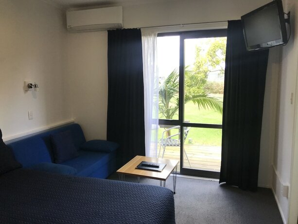 Imagen de la habitación del Hotel Aotearoa Lodge. Foto 26