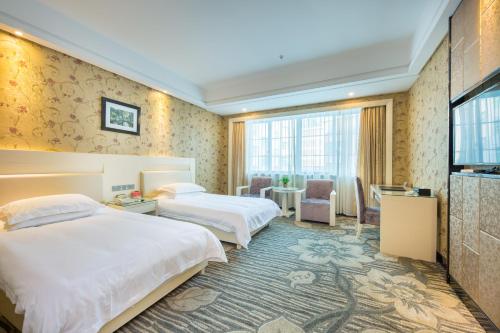 Imagen de la habitación del Hotel Aoti. Foto 3