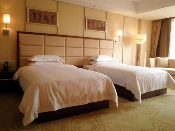 Imagen de la habitación del Hotel Aoyuan Golf. Foto 9