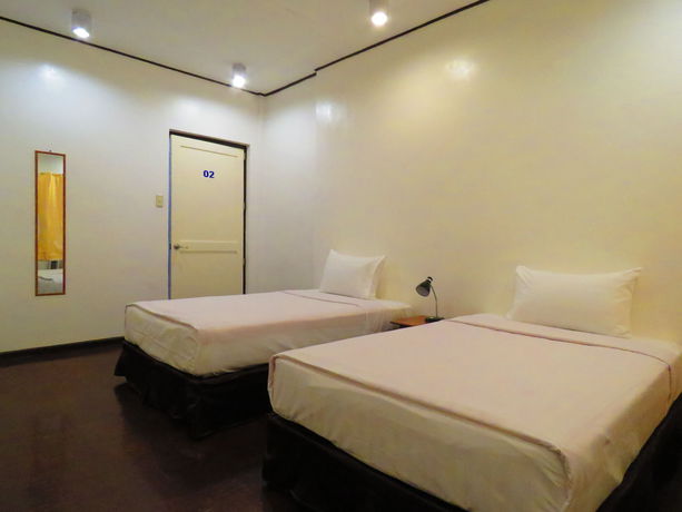 Imagen de los exteriores del Hotel Aozora Seaside Mactan. Foto 13