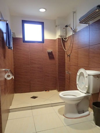 Imagen de los exteriores del Hotel Aozora Seaside Mactan. Foto 15