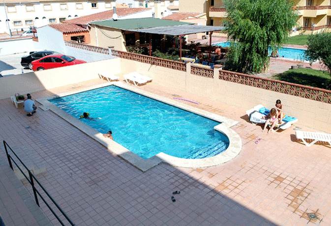 Imagen general del Hotel Ap Costas - Els Salats. Foto 1