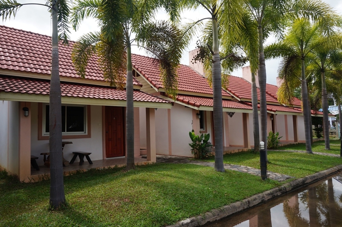 Imagen de los exteriores del Hotel A.p. Garden. Foto 16