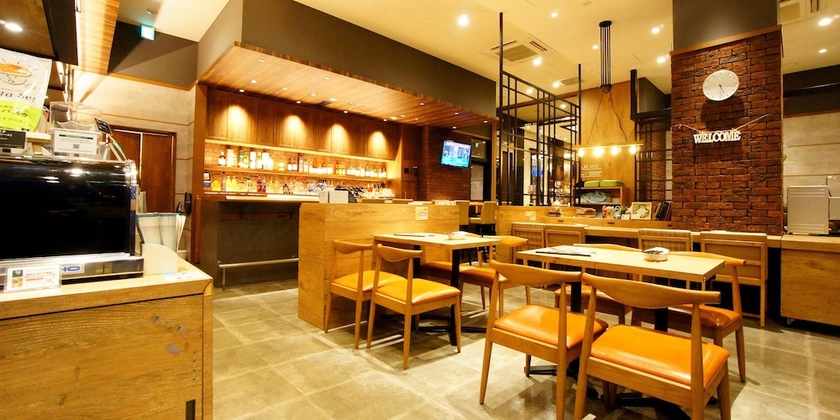 Imagen del bar/restaurante del Hotel Apa Chiba Inzaimakinohara Ekimae. Foto 2