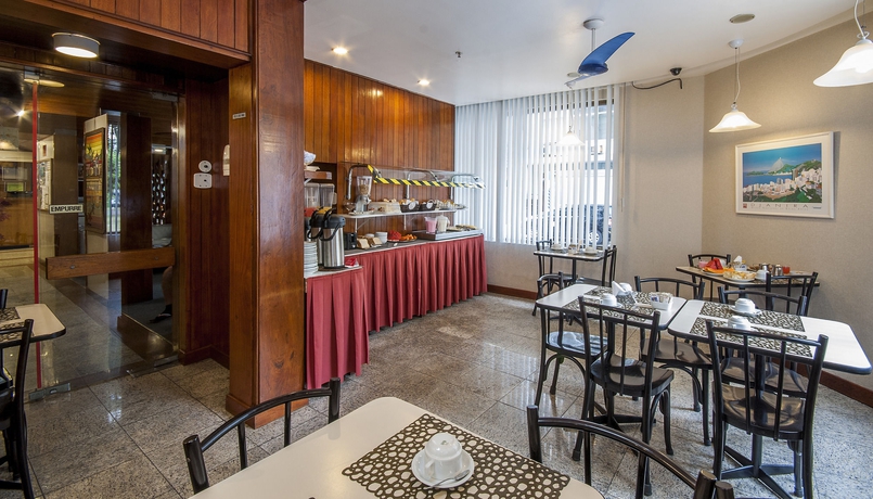 Imagen del bar/restaurante del Hotel Apa Copacabana. Foto 4