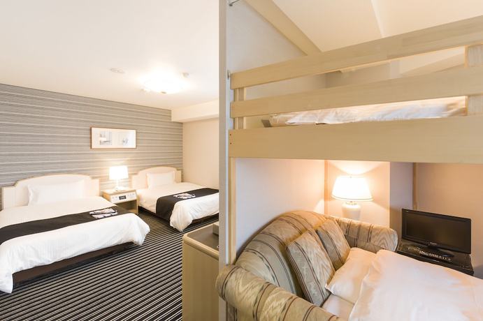 Imagen de la habitación del Hotel Apa Fuji Chuo. Foto 2