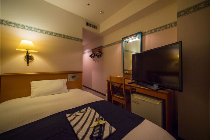 Imagen de la piscina del Hotel Apa Fukui-katamachi. Foto 16