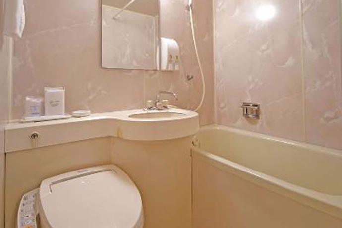 Imagen de la habitación del Hotel Apa Mitoeki-kita. Foto 4