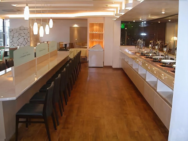 Imagen del bar/restaurante del Hotel Apa Muroran. Foto 5