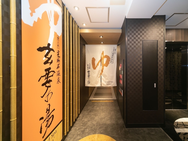 Imagen de la piscina del Hotel Apa Osaka Temmabashi Ekimae. Foto 18