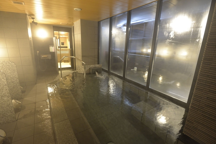 Imagen de la piscina del Hotel Apa Saitama Shintoshin Stationkita. Foto 16
