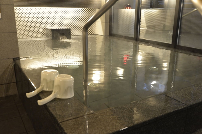 Imagen de la piscina del Hotel Apa Saitama Shintoshin Stationkita. Foto 18