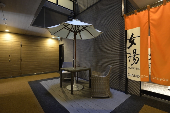 Imagen de la piscina del Hotel Apa Saitama Shintoshin Stationkita. Foto 19