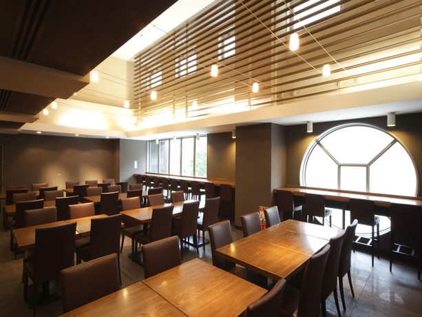 Imagen del bar/restaurante del Hotel Apa Sendai Eki Itsutsubashi. Foto 2